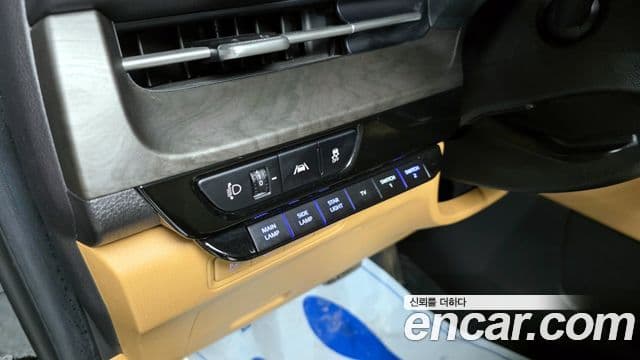 Kia Carnival 4세대 9인승 High Limousine(компания по спецнадстройкам), 2021 17
