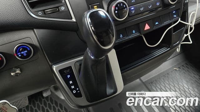 Hyundai 쏠라티 лимузин, 2020 9