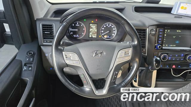 Hyundai 쏠라티 лимузин, 2020 13