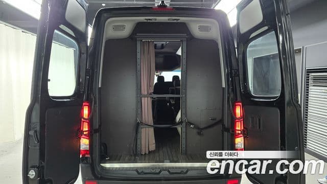 Hyundai 쏠라티 лимузин, 2020 20