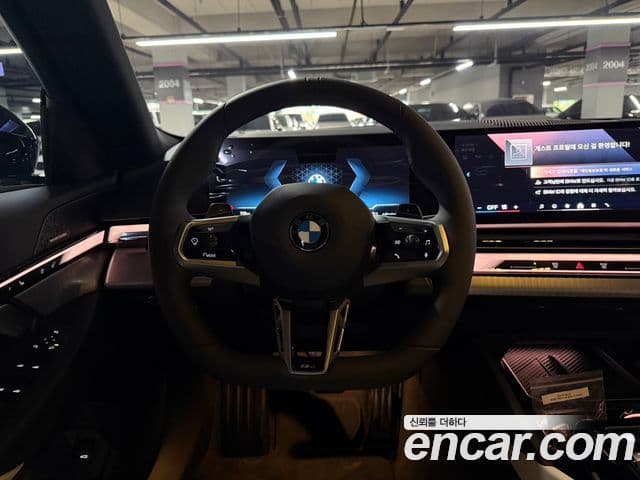 BMW 5시리즈 (G60) 520i M Sport, 2025 12