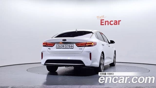 Kia K5 гибрид 2세대 Noblesse, 2016 4