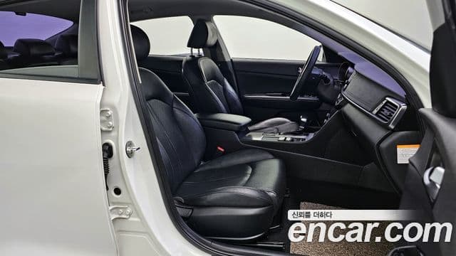 Kia K5 гибрид 2세대 Noblesse, 2016 10