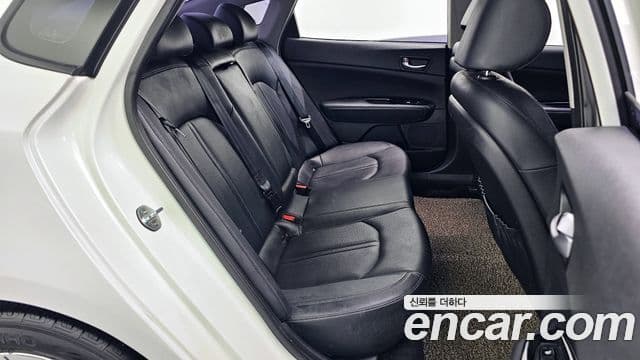 Kia K5 гибрид 2세대 Noblesse, 2016 12