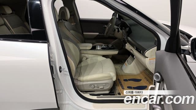 Genesis GV60 Standard, 2022 11