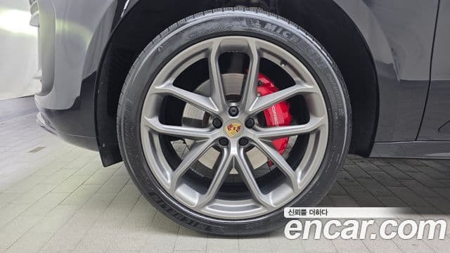 Porsche Macan 2.9 S, 2022 все фото