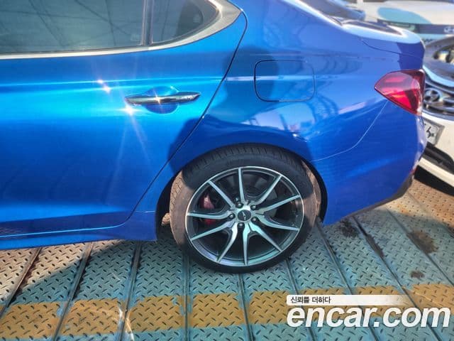 Genesis G70 Sport пакет, 2019 19