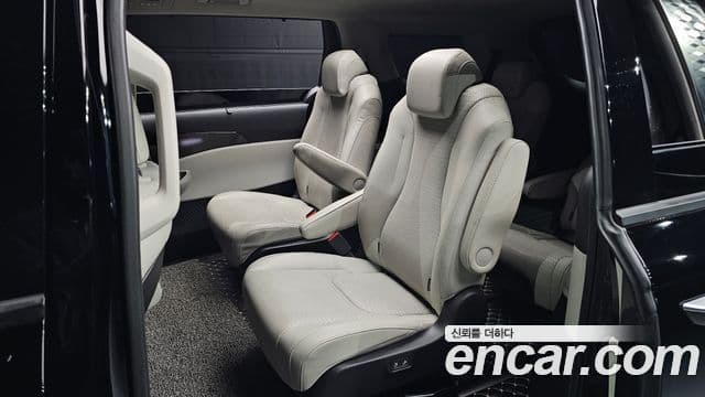 Kia Carnival 4세대 Signature, 2022 12