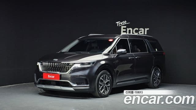 Kia Carnival 4세대 Signature, 2021 1