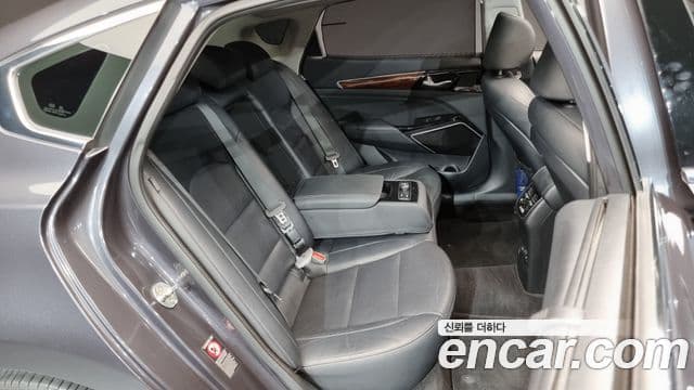 Kia All New K7 2.4 GDI Limited, 2017 12