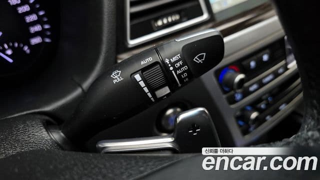 Genesis G80 Premium Luxury, 2018 18