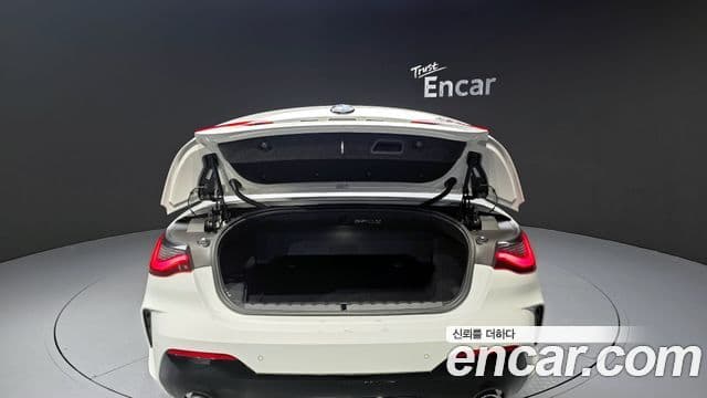 BMW 4시리즈 (G22) 420i M Sport кабриолет, 2025 18