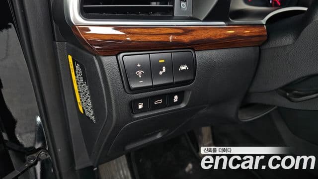 Kia All New K7 Prestige, 2016 17