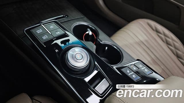 Kia K8 Signature Special, 2023 9