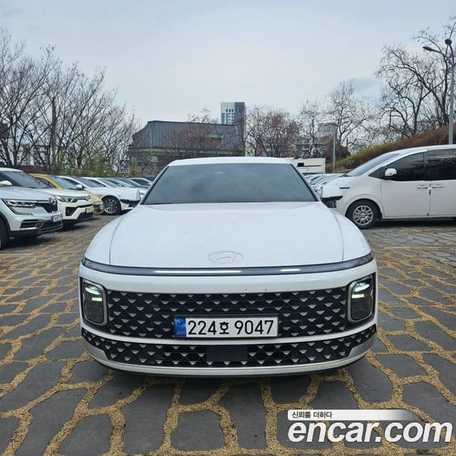 Hyundai Grandeur (GN7) Premium, 2025 3