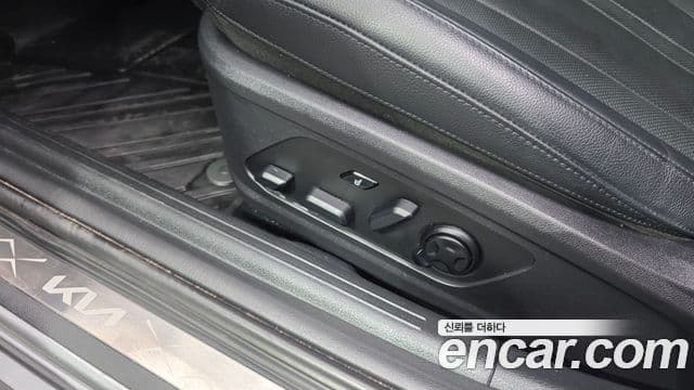 Kia K8 Trendy(таксомоторный тип), 2023 19