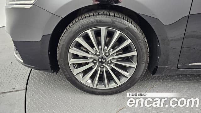 Kia All New K7 3.0 LPI Luxury (арендный автомобиль), 2018 все фото