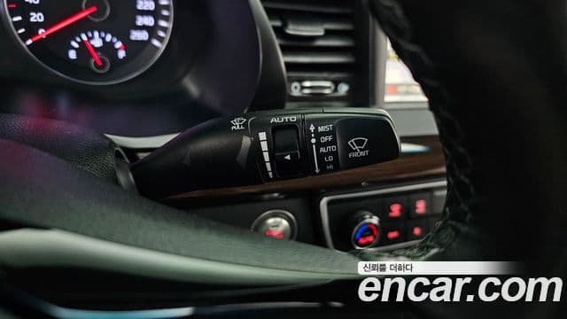 Kia All New K7 3.0 LPI Luxury (арендный автомобиль), 2018 17