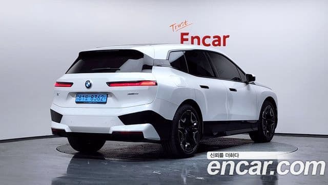 BMW iX xDrive50 Sport Plus, 2024 2