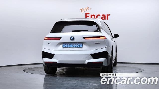 BMW iX xDrive50 Sport Plus, 2024 4