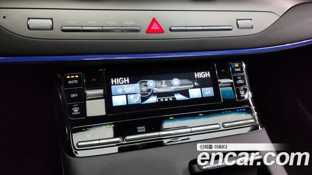 Hyundai The / новый New Grandeur IG гибрид Le Blanc, 2022 17