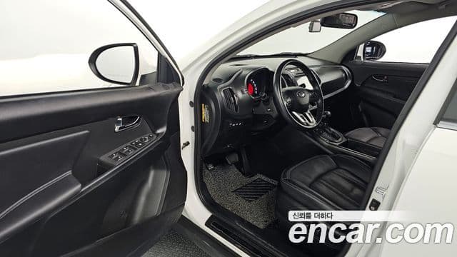 Kia Sportage R Premium, 2013 11