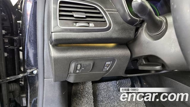 Renault Korea(Samsung) SM6 2.0 LPe LE (для людей с инвалидностью), 2017 16