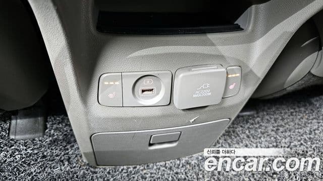 Kia The / новый New Carnival Special, 2019 17