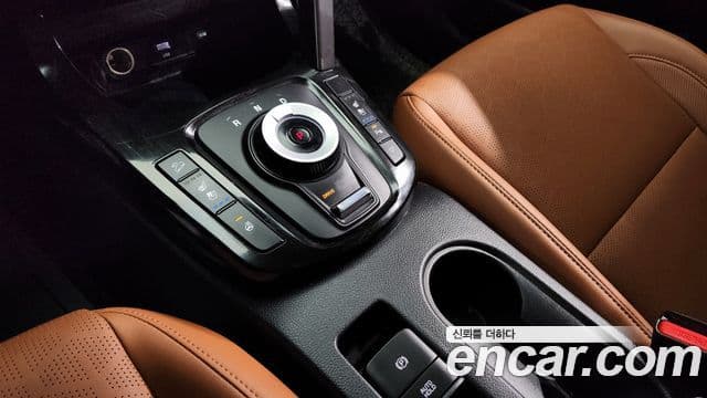 Kia The / новый New Seltos Signature, 2023 20