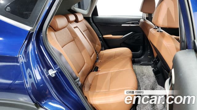 Kia The / новый New Seltos Signature, 2023 19