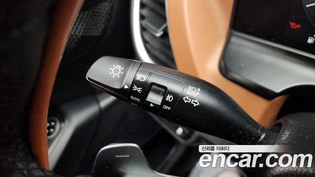 Kia The / новый New Seltos Signature, 2023 9