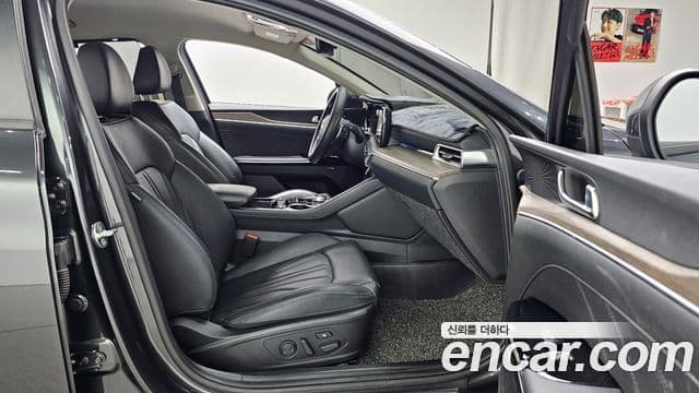 Kia K5 3세대 Signature, 2020 10