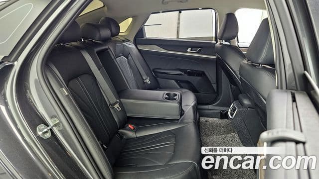 Kia K5 3세대 Signature, 2020 12