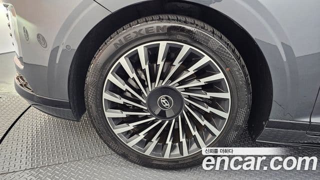 Hyundai Grandeur (GN7) Calligraphy, 2023 все фото