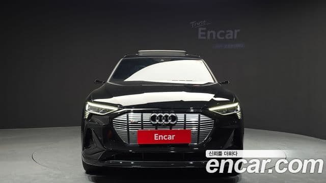 Audi e-Tron 55 Quattro Sportback, 2022 3