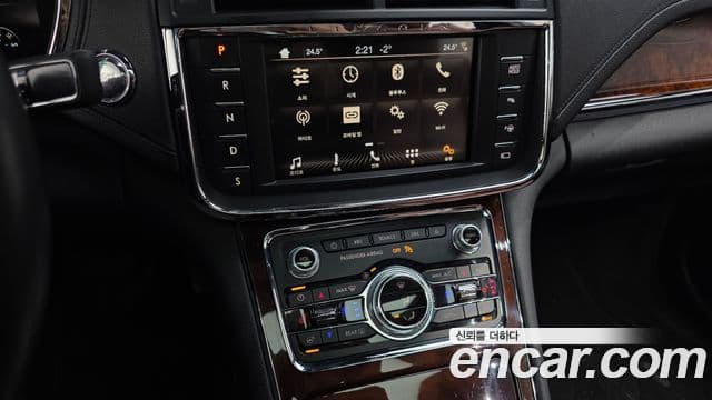 Lincoln Continental 10세대, 2018 9