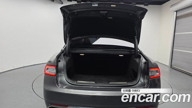 Lincoln Continental 10세대, 2018 20