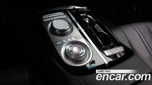 Genesis G80 (RG3) бензин 2.5 турбо 2WD, 2024 9