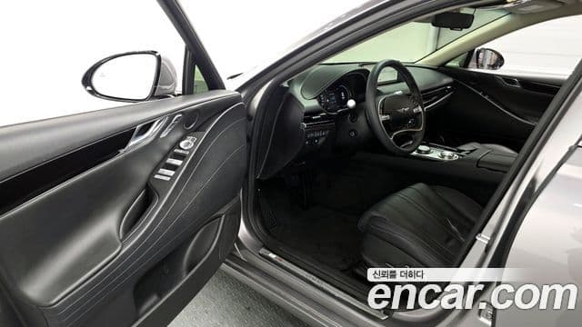 Genesis G80 (RG3) бензин 2.5 турбо 2WD, 2024 10