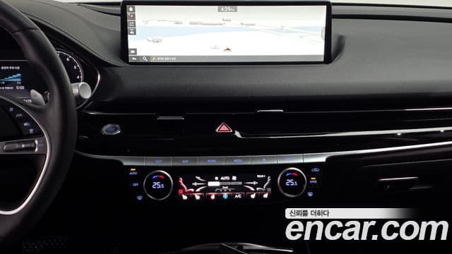 Genesis G80 (RG3) бензин 2.5 турбо 2WD, 2024 14