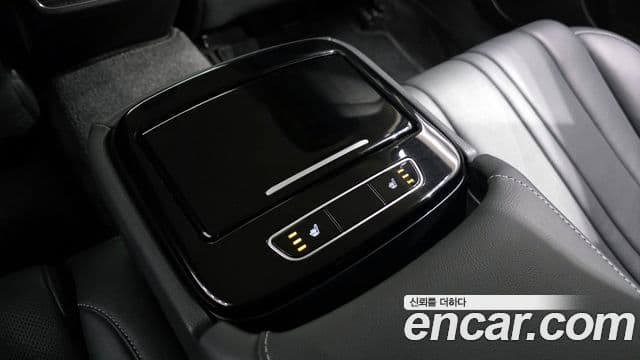 Genesis G80 (RG3) бензин 2.5 турбо 2WD, 2024 19