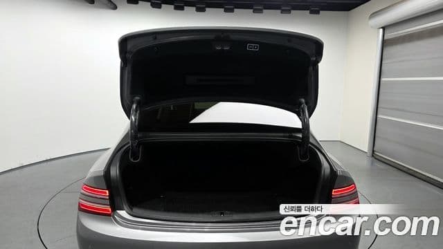 Genesis G80 (RG3) бензин 2.5 турбо 2WD, 2024 20