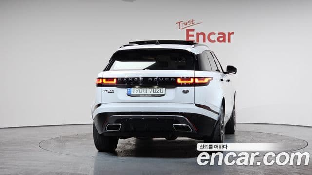 Land Rover Range Rover Velar 3.0 P400 R-Dynamic HSE, 2021 4