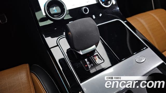 Land Rover Range Rover Velar 3.0 P400 R-Dynamic HSE, 2021 9