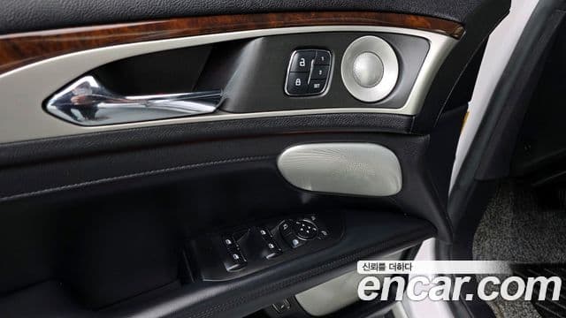 Lincoln New MKZ 2세대, 2017 12