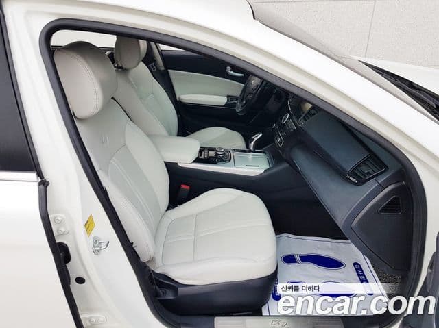 Kia K9 President, 2013 4