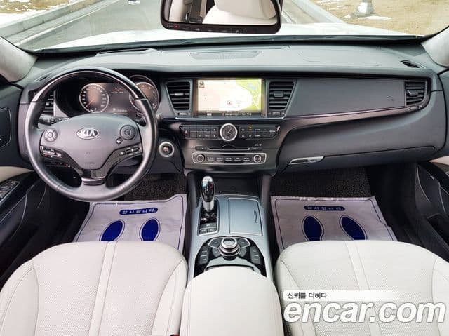 Kia K9 President, 2013 9