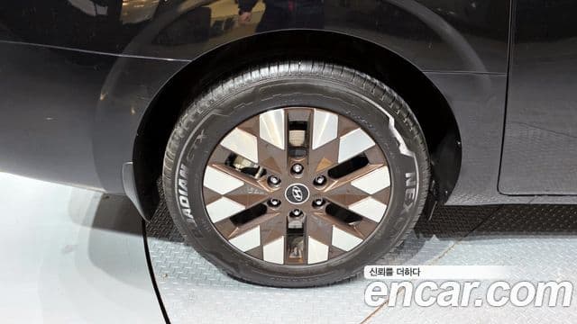 Hyundai Staria Inspiration, 2024 все фото