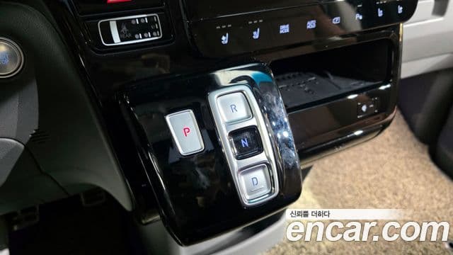Hyundai Staria Inspiration, 2024 9