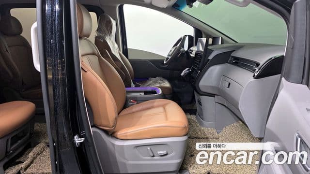 Hyundai Staria Inspiration, 2024 11
